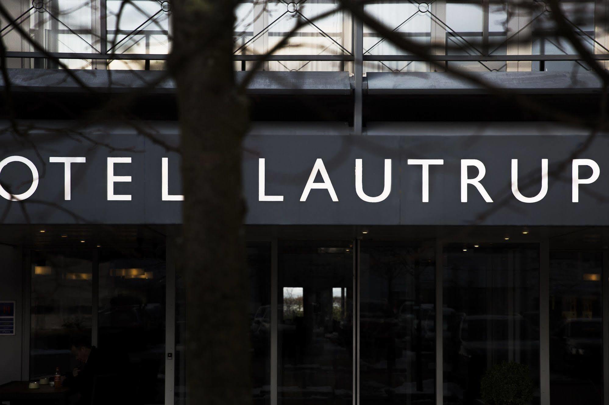 Hotel Lautrup Park Балеруп Екстериор снимка