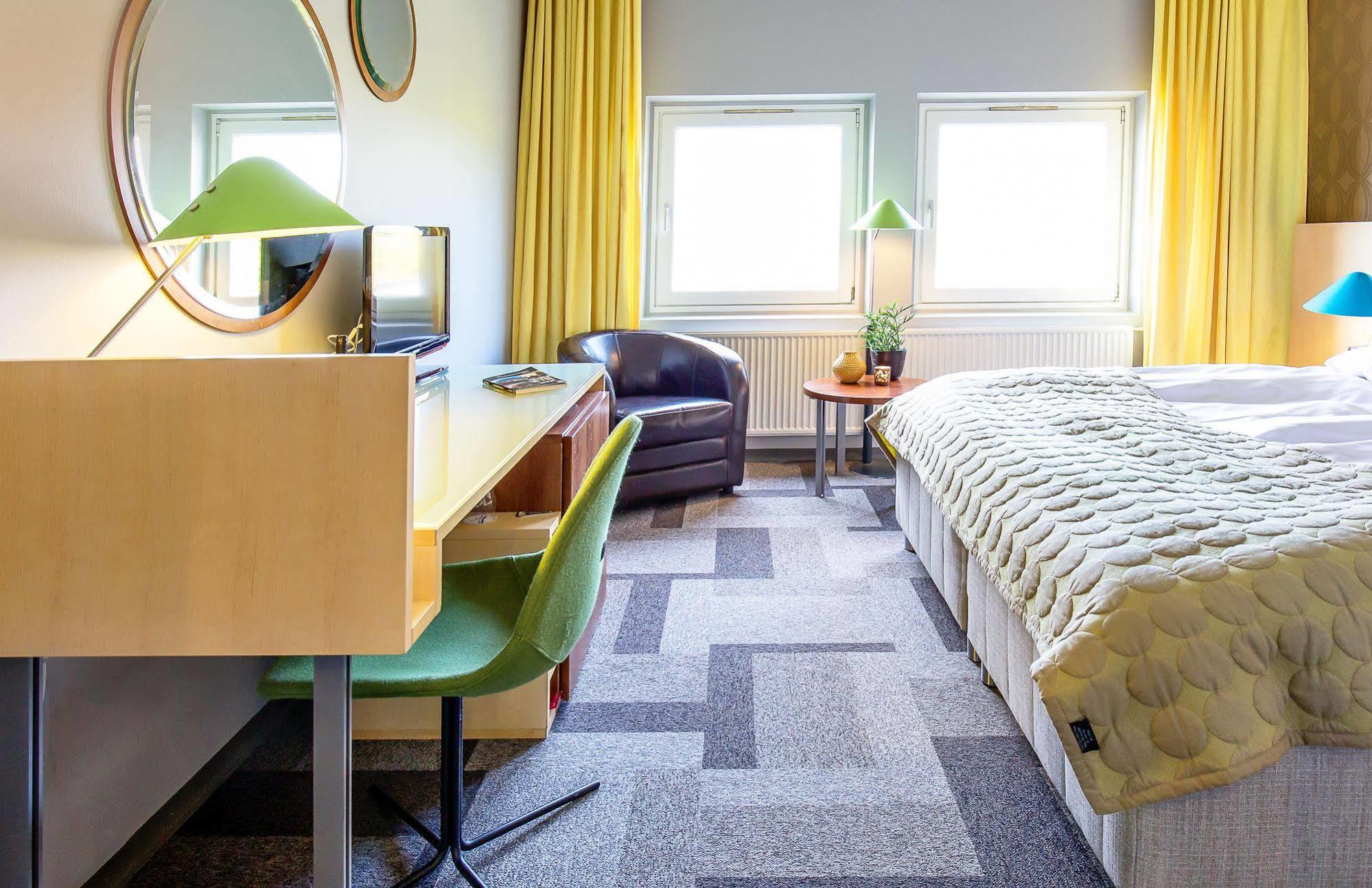 Hotel Lautrup Park Балеруп Екстериор снимка